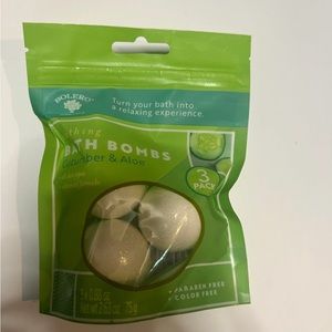 NIB Bolero‎ Soothing bath Bombs (3)